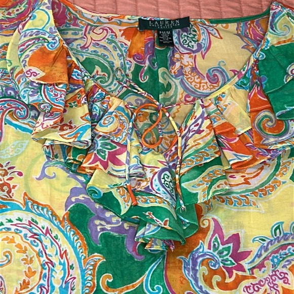 Lauren Ralph Lauren Bright Ruffled Paisley Blouse, size Medium Petite - Picture 12 of 13